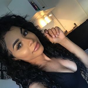 Meet your Posher, Lovely